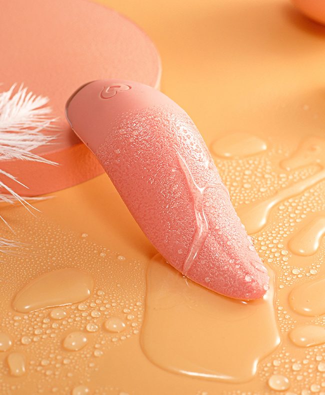 lưỡi liếm thủ dâm